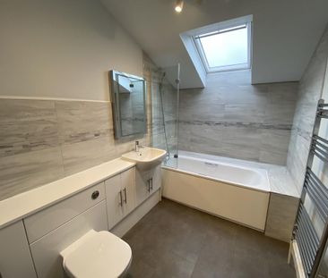 3 bedroom terraced house to rent - Photo 2