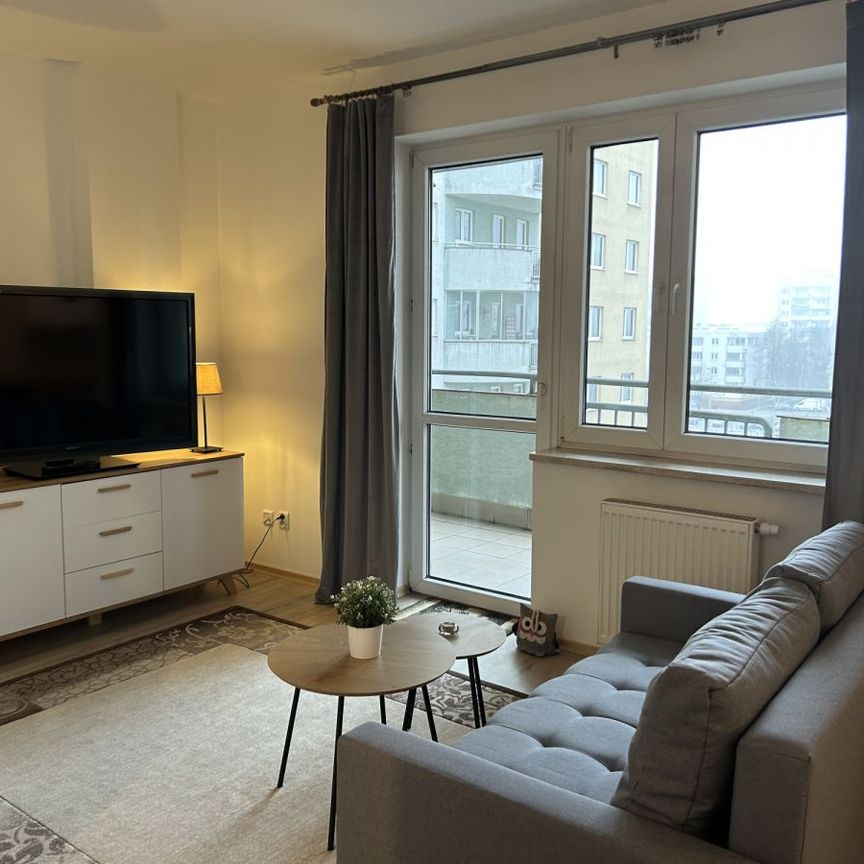 Do wynajęcia kawalerka po generalnym remoncie. - Фото 1