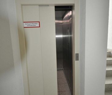 Chemnitz - kleine Wohnung am Schlossteich / Balkon, Aufzug, TG - Photo 6