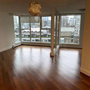 Spacious Unfurnished 1Br and Den - Photo 2