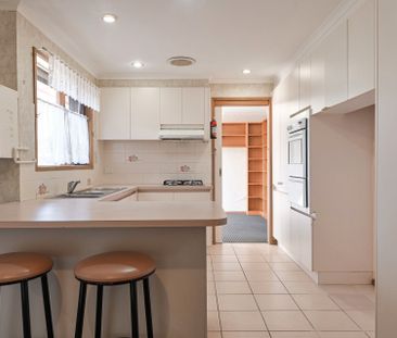 31 Mock Street, FOREST HILL - Photo 4