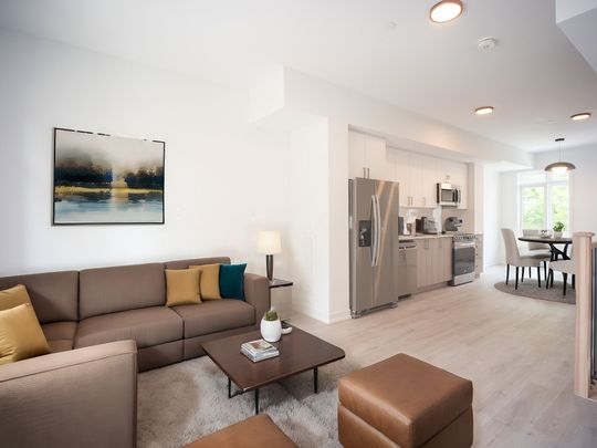 For Lease - 64B Tisdale Avenue, Toronto, Ontario - Photo 1