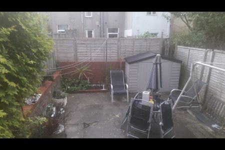 Room in a Shared House, Campbell St, BS2 - Photo 4