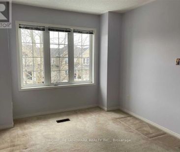 97 GAIL PARKS CRESCENT - Photo 4