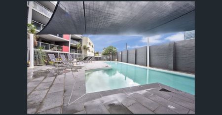 FURNISHED STUDIO APARTMENT FOR RENT IN CENTRAL LOCATION! - Photo 4