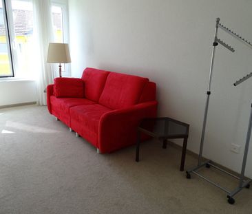 Moderne 4.5-Zimmer-Wohnung mit Balkon in Altstaetten SG - Photo 1