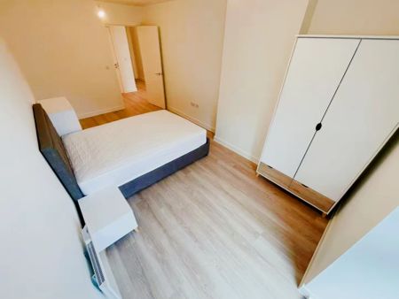 2 Bedroom Apartment - Photo 5