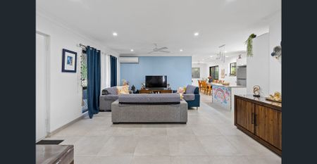 Allergy-Friendly Family Home with Pool - Photo 4