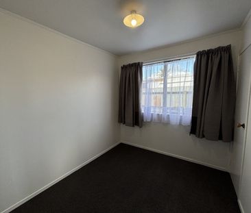 Unit 2, 25 Coombe Avenue, Otara, Auckland - Photo 2