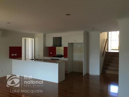Modern 4-Bedroom Family Home - Photo 4