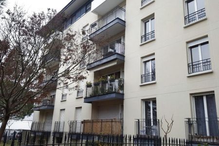 BORDEAUX APPARTEMENT T3 AVEC BALCON PROCHE TOUTES COMMODITE - Photo 2