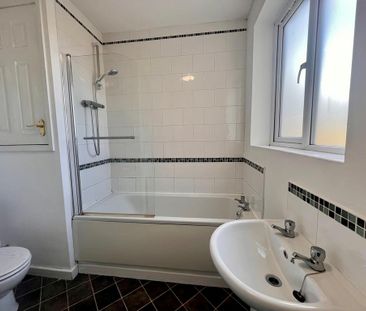 1 bedroom flat to rent - Photo 6