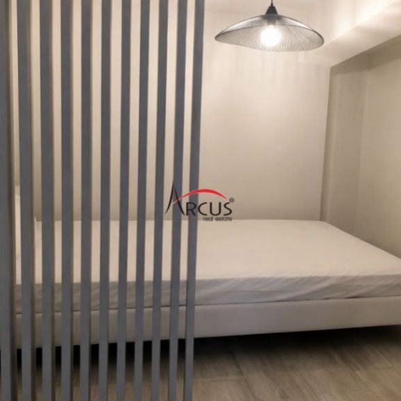 Studio/Γκαρσονιέρα για ενοικίαση Κέντρο (Χαριλάου) - Photo 1