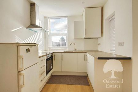 3 bedroom apartment to rent - Photo 5