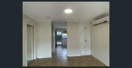 2Br Single-Storey Unit in Small group of only 4 - Photo 2