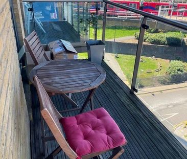 1 bedroom flat to rent - Photo 3