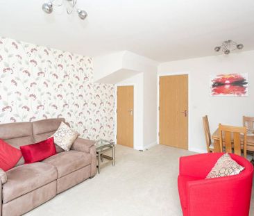 2 bedroom terraced house to rent - Photo 2