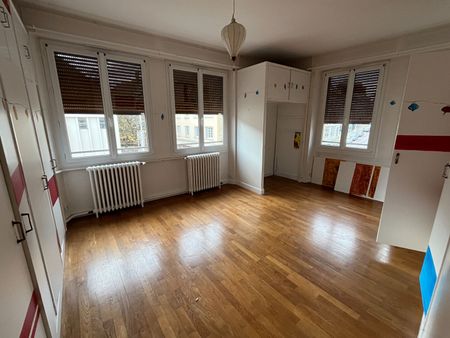 Location Appartement 5 pièces 133m² - Photo 4