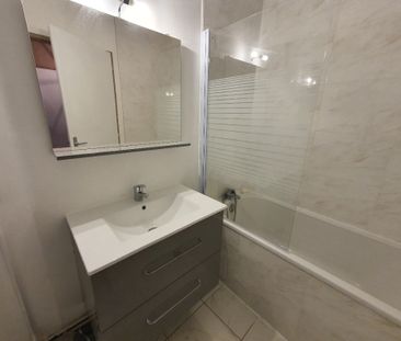 Location Appartement 1 pièce 29m² - Photo 3