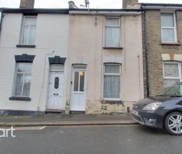 3 bedroom terraced house to rent - Photo 1