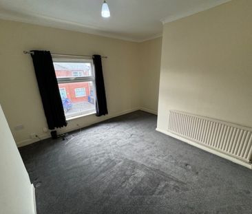 2 Bedroom Terraced House - Photo 5