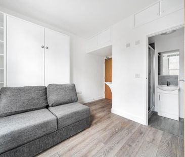 Studio to rent - Photo 1