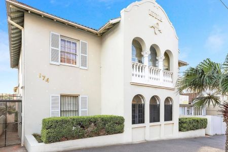 SITUATED AT THE REAR OF BUILDING - RENOVATED BEACHSIDE ABODE - Photo 4