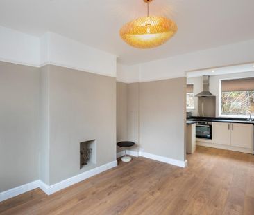 2 bedroom semi-detached house to rent - Photo 4