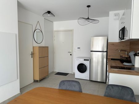 location Appartement T2 DE 38.87m² À MANOSQUE - Photo 3