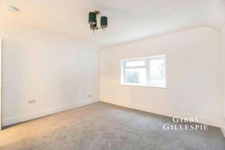 Warren Road, Ickenham, Middlesex, UB10 - Photo 5