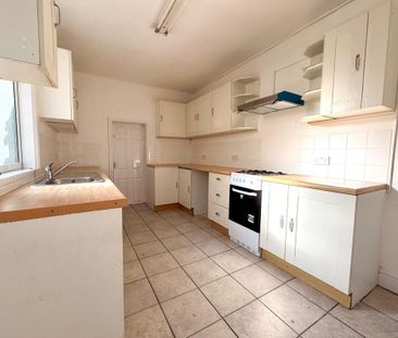 5 bedroom terraced house to rent - Photo 6