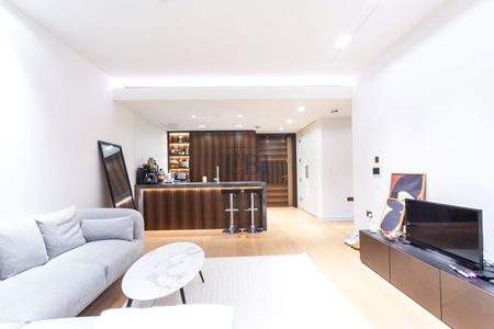 Lincoln Square, 18 Portugal Street, WC2A 2AT - Photo 3