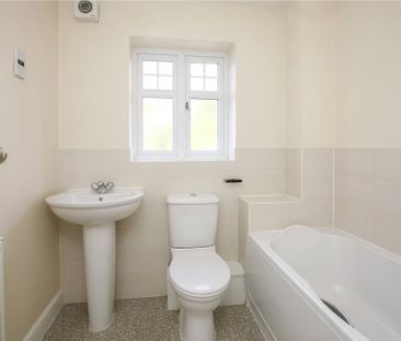 3 bedroom end of terrace house to rent - Photo 5