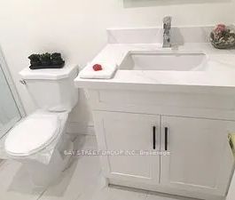 Detached Home For Lease | N9230924 - Photo 3