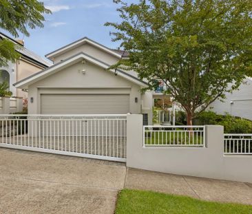 111 Thompson Street, Drummoyne. - Photo 1