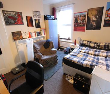 5 bedroom terraced house to rent - Photo 2