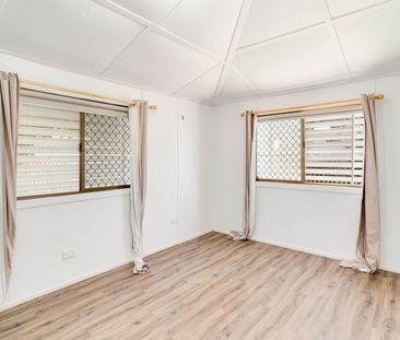 Charming Updated Cottage - Photo 6