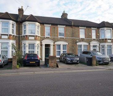 Wellesley Road, Ilford, IG1 - Photo 1