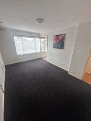 “Three Bedroom and large Balcony” - Photo 1