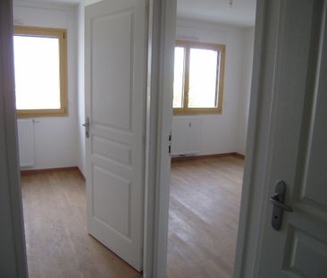 Location Appartement 3 pièces 56m² BEAUMONT 74160 - Photo 4