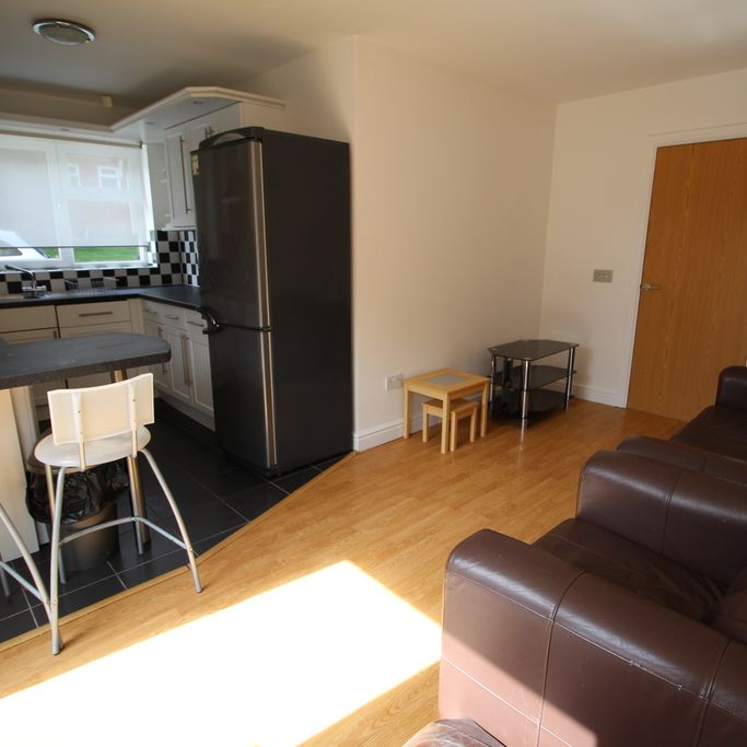 2 Bed Student Accommodation - Photo 1