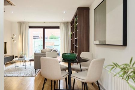 2 bedroom terraced house to rent - Photo 4