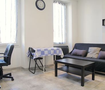 Location Appartement 2 pièces 30m² MARSEILLE 13ème - Photo 1