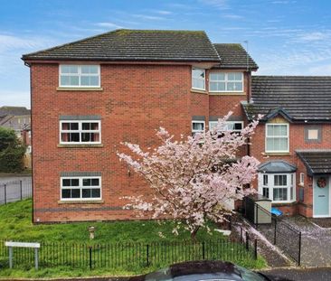 2 bedroom ground floor flat to rent - Photo 3