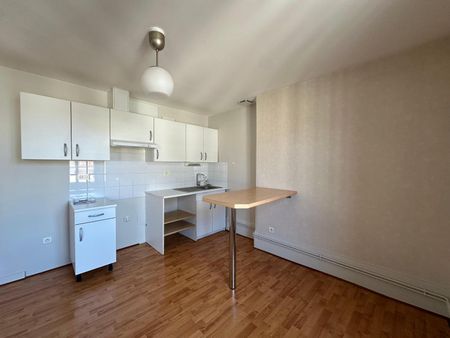 Location Appartement 2 pièces 37m² CLERMONT FERRAND 63000 - Photo 4