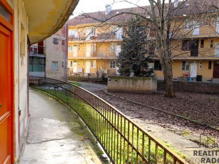 Pronájem bytu 1+kk 28 m2 - Fotografie 5