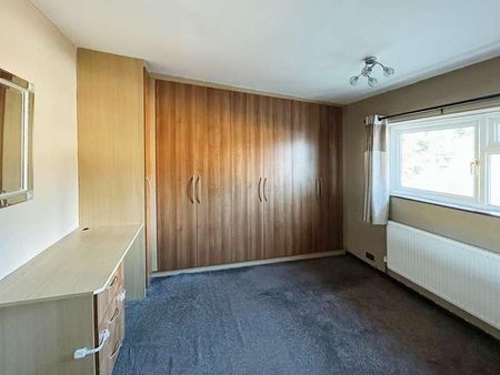 Langley Broom, Slough, SL3 - Photo 2