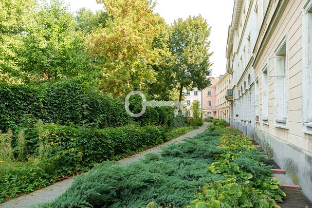 Warszawa, Śródmieście, Stare Miasto, Bednarska - Photo 1