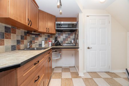 For Lease - 62 Ventana Way, Vaughan, Ontario - Photo 3