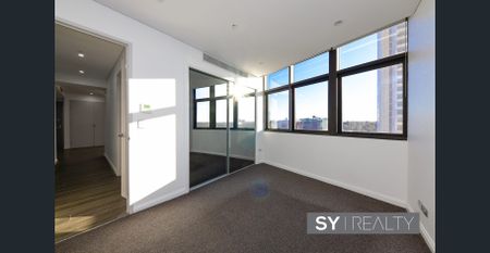 Luxurious High-rise Apartment "Altitude" in Parramatta CBD - Photo 2
